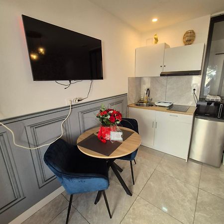 Le Nid Douillet Calme Proche Du Centre Parking Video Projecteur Apartment Brest Ngoại thất bức ảnh